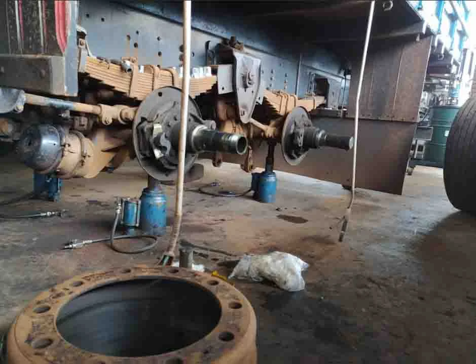 Suspensão Caminhão 2